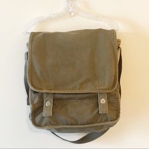 Tommy Hilfiger Messenger Bag